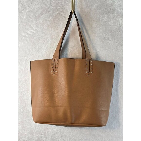 Versital Tote Classic Style Faux Leather Carmel Beige Brass Studs Travel Office - Picture 1 of 13
